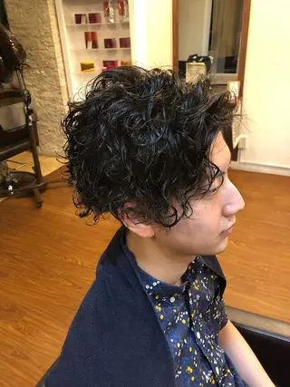 ミディアム パーマ メンズ シェアサロン ルレイルのヘアスタイル