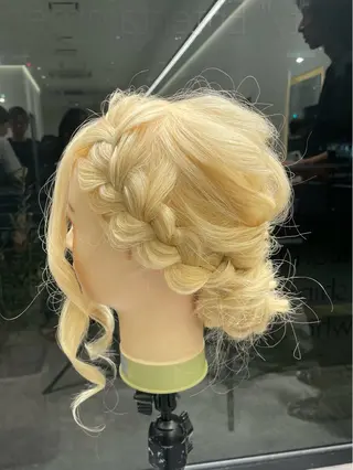 セミロング ヘアアレンジ EARTH大曽根💛 田中りほのヘアスタイル