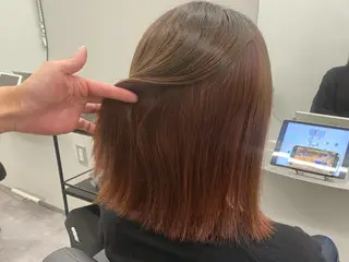 ミディアム カラー ice prodby bloom所属・榎本 ようなのヘアスタイル