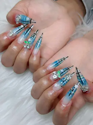 ネイル Lumi Nail 新大久保3‘のネイルデザイン