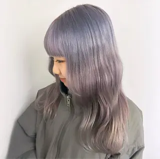 ロング Hana ハイトーン🕯🩰のヘアスタイル