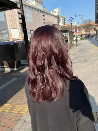 カラー リンダ所属・ベージュ/顔周り カット/スズキのヘアスタイル