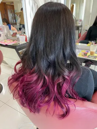 ロング カラー 瀬川 茉衣子のヘアスタイル