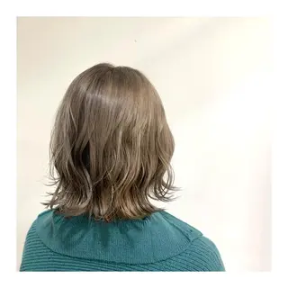 ミディアム カラー あべ ゆうかのヘアスタイル