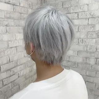 ショート カラー メンズ 秋山 幸太のヘアスタイル