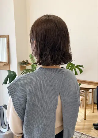 ショート パーマ 西山 紗耶香🪽 透明感カラー/ボブのヘアスタイル