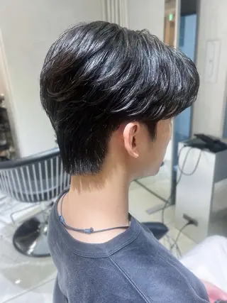 パーマ メンズ 韓国メンズ特化 ダウン・毛流れパーマのヘアスタイル