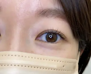 マツエク・マツパ BeeMs 西中島 臼井のマツエク・マツパデザイン