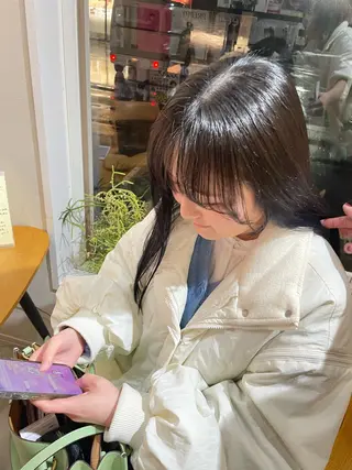 セミロング パーマ 千種 美羽のヘアスタイル