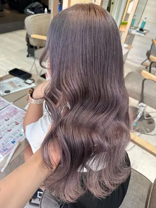 ロング 🦋高瀬寛菜🦋 韓国/ブリーチのヘアスタイル