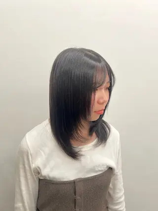 ミディアム Lomalia もえかのヘアスタイル
