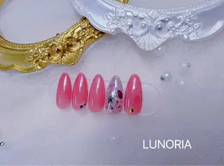 ネイル LUNORIA nail salonのネイルデザイン