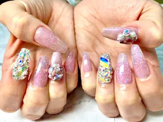ネイル Queennail 北堀江megumiのネイルデザイン
