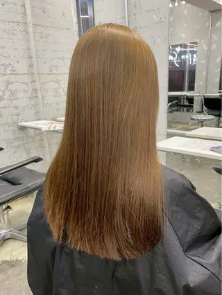 セミロング カラー DATE by Alan Smithee所属・若者ハイトーン💖 etsukiのヘアスタイル