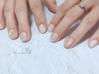 ネイル YUMI NAGAI  のネイルデザイン