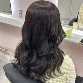 セミロング 艶髪透明感カラー🩶 Miriのヘアスタイル
