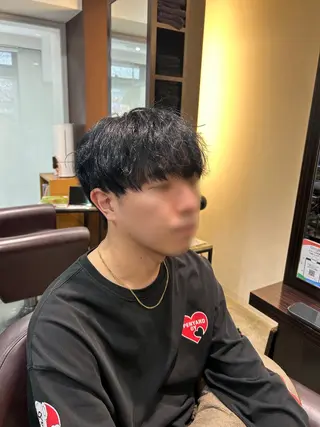 カラー メンズ 坂本奈都美 🎀のヘアスタイル