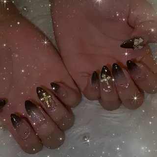 ネイル LUANA所属・LUANA ジュリのネイルデザイン