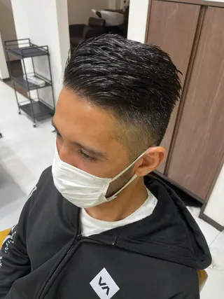 ショート メンズ 峯 渉人のヘアスタイル