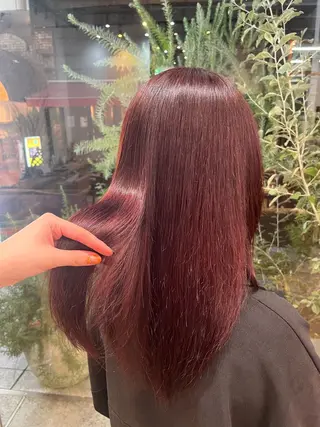 カラー 相田 佳乃のヘアスタイル