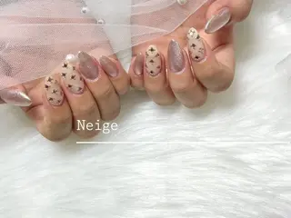 ネイル Neige所属・Neige 𓂃 aiのネイルデザイン