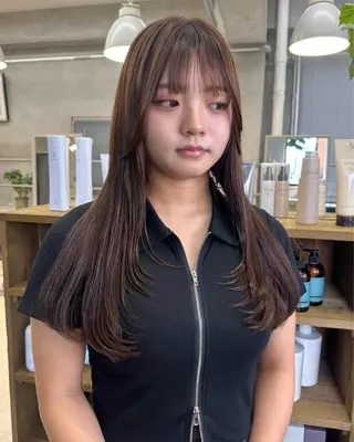 セミロング tetohair ANNAのヘアスタイル