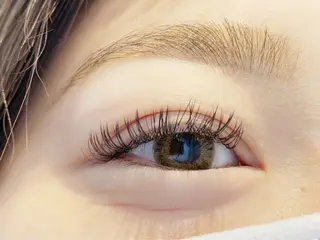 マツエク・マツパ MELIAnail&eyelash所属・角屋 ひとみのマツエク・マツパデザイン