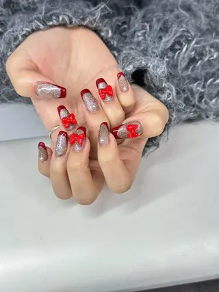 ネイル 7LOOKS フェンのネイルデザイン