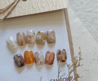 ネイル minimus._.nails(votre salon)所属・Kyu Yui(🇹🇼)のネイルデザイン