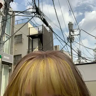 セミロング カラー SYS by fit /HONOKAのヘアスタイル