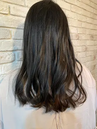 ロング oceano🌎小林 穂乃花のヘアスタイル