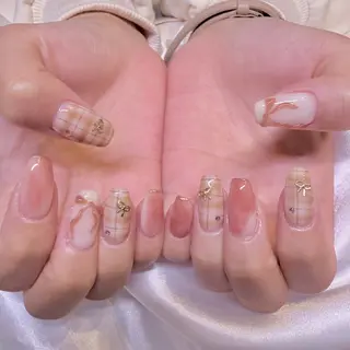 ネイル nail salon e'mu💐のネイルデザイン