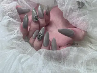 ネイル O ^nail+i所属・O ^nail+i YUKARIのネイルデザイン
