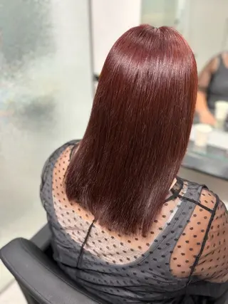 セミロング カラー Yuzu️🫧AO/ ハイトーン／韓国ヘアのヘアスタイル