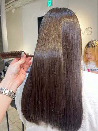 カラー FILMS所属・シロマ ライカのヘアスタイル