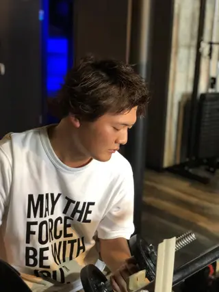 パーマ 田中 就のヘアスタイル