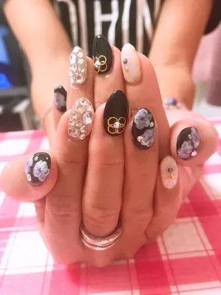 ネイル 藤 あやのネイルデザイン