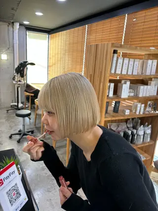 ショート mono / Manatoのヘアスタイル