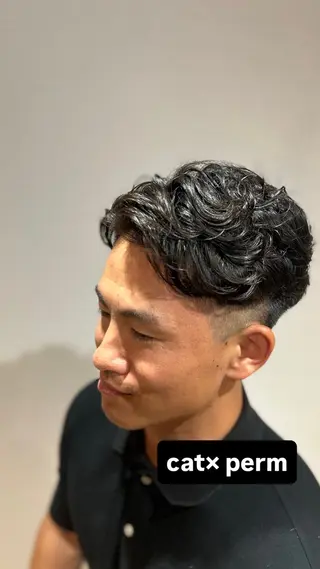 パーマ メンズ 中溝 陵太のヘアスタイル