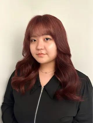 ロング Hana ハイトーン🕯🩰のヘアスタイル