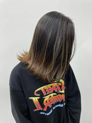 ミディアム カラー 🦄インナーカラー 🦄貫井彩花のヘアスタイル