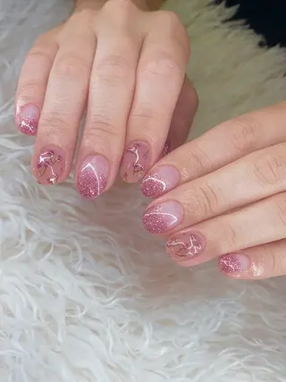 ネイル n o q r m. n a c h iのネイルデザイン