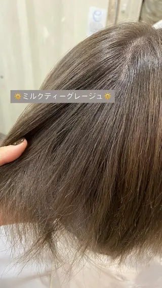 ショート ♡🎀垢抜け透明感 カラーaomi🐇♡のヘアスタイル