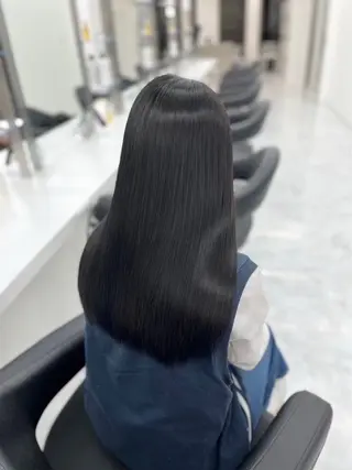 ロング カラー 海外風ブリーチなし 🫒Rion🫒🩶のヘアスタイル