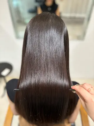 ロング Matilda所属・Mo Moのヘアスタイル