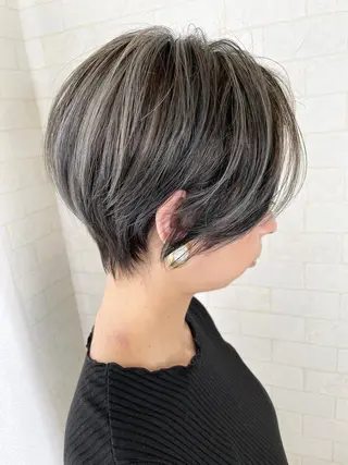 ショート カラー 神野 雅樹のヘアスタイル