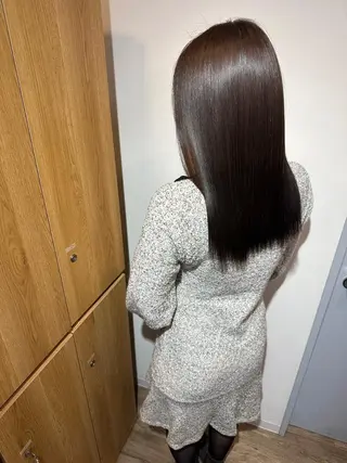ロング ioe 茶屋町のヘアスタイル