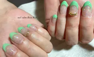 ミディアム ネイル ネイルスタジオ シェイクユアハンズのネイルデザイン