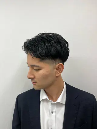 メンズ ヒロ銀座 川崎店所属・ヒロ銀座川崎 志田健介のヘアスタイル