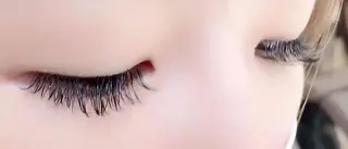 マツエク・マツパ 岡田詩織 MODE Ks松原店のヘアスタイル